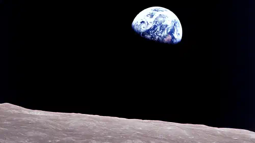 earthrise.jpg