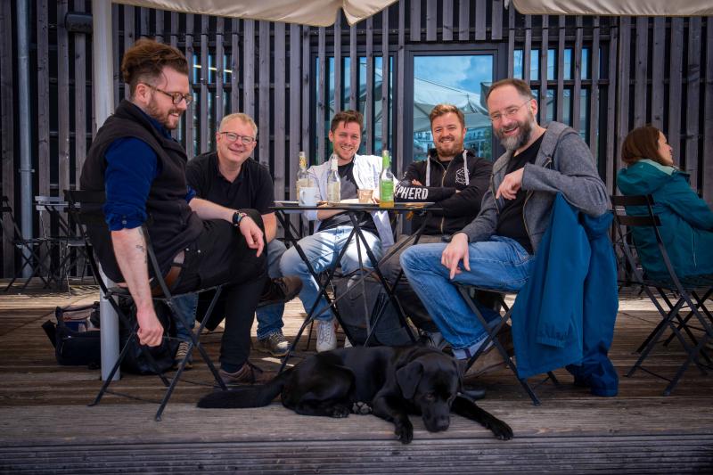 beyond content Team mit Martin bei einem Treffen während der re:publica 25